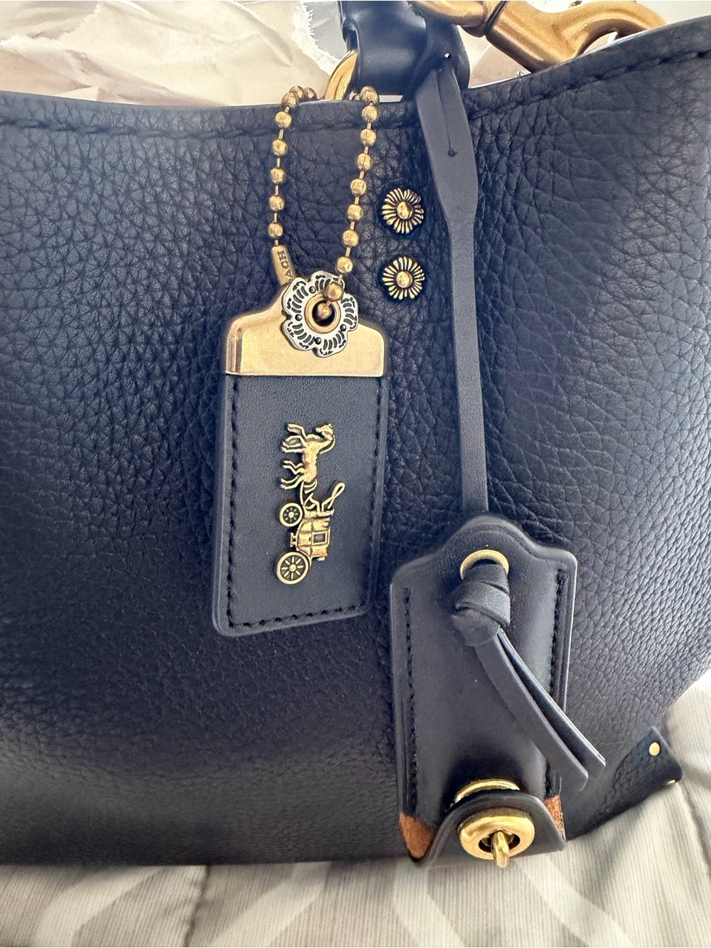 COACH Rogue 30/31 with rivets - Picture 3 of 11